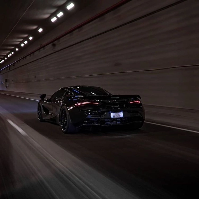 aesthetic black car pfp