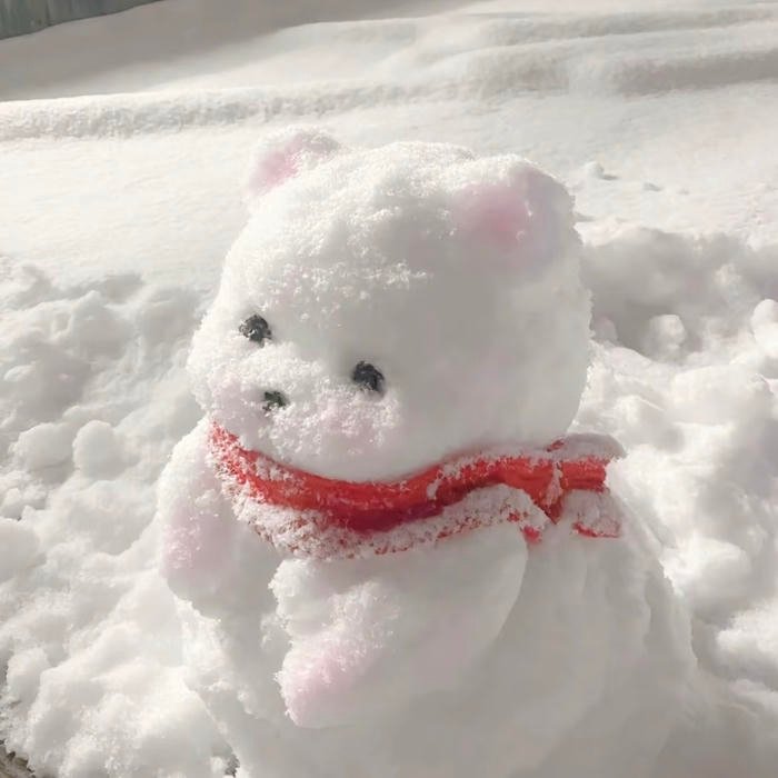 aesthetic white girl pfp