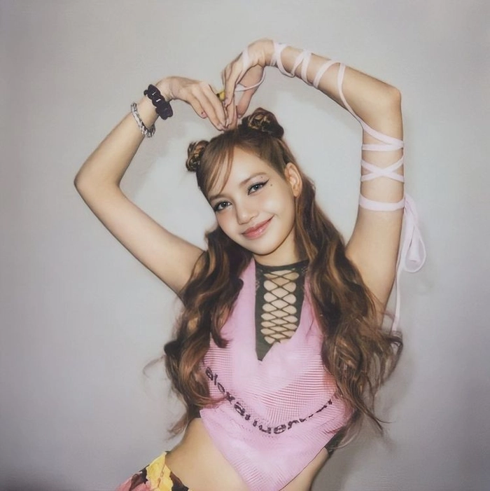 blackpink pfp lisa
