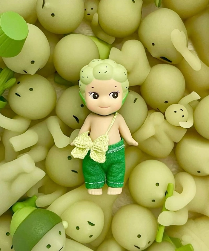 green sonny angel pfp