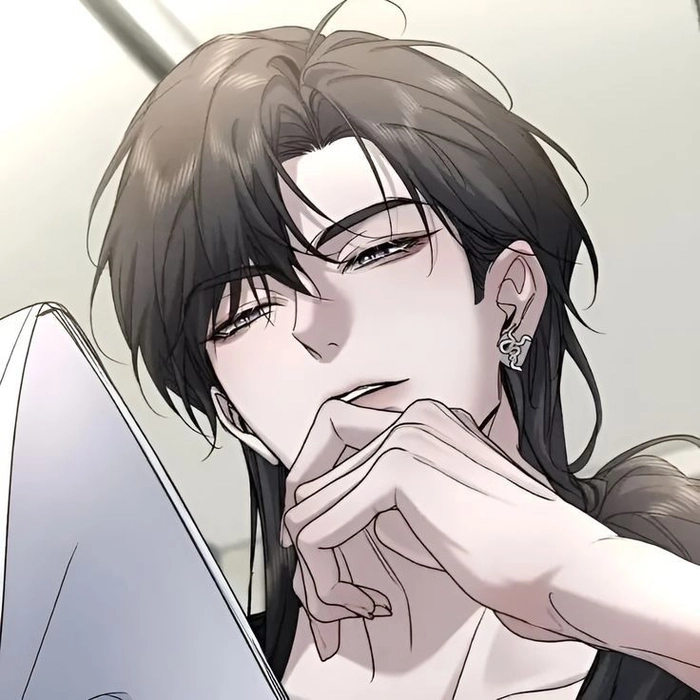 hot anime boy pfp