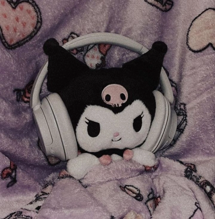kuromi plush pfp