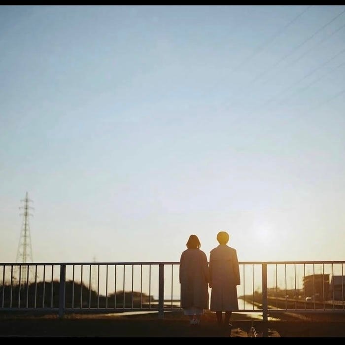 peaceful pfp vibe with quiet emotional softness