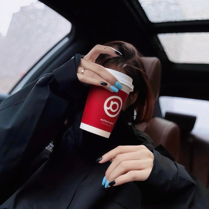 Natural expression portrait pfp with cool vibe