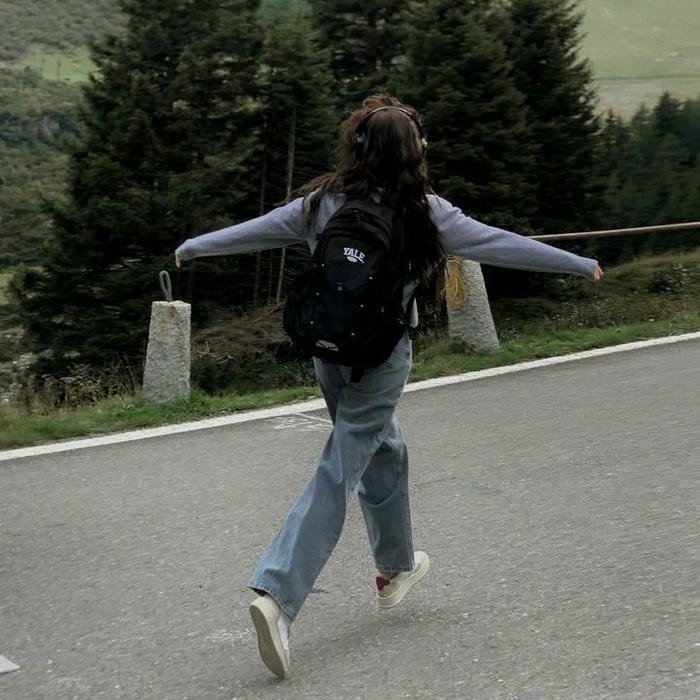 aesthetic korean pfp clean soft style