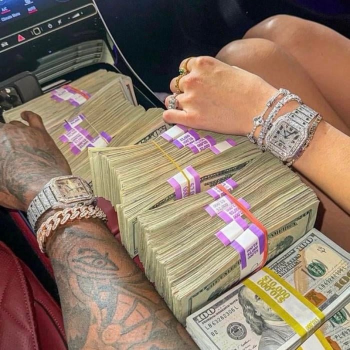 aesthetic wealth pfp with modern minimalism