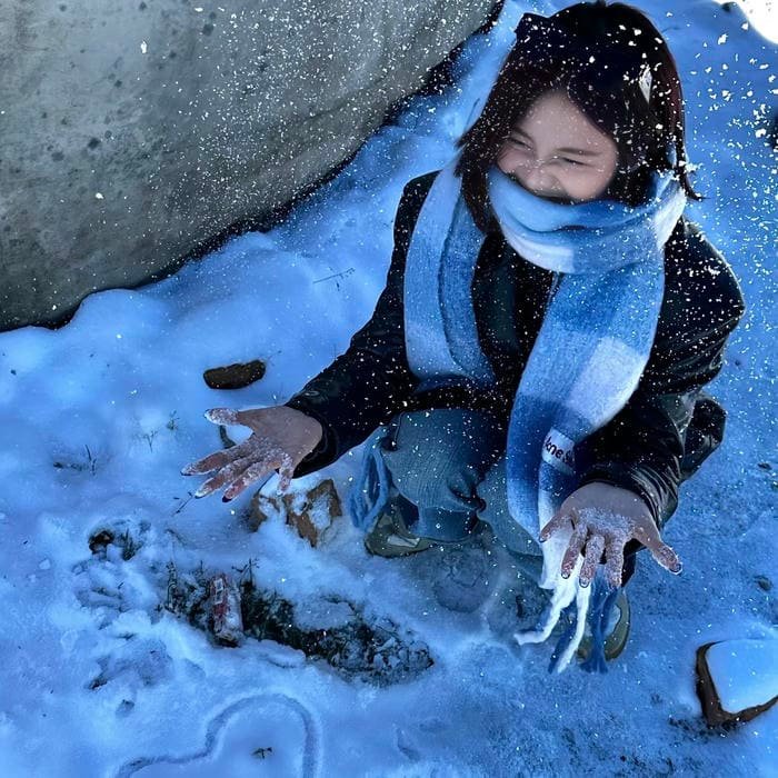 cool winter aesthetic pfp with natural soft hues