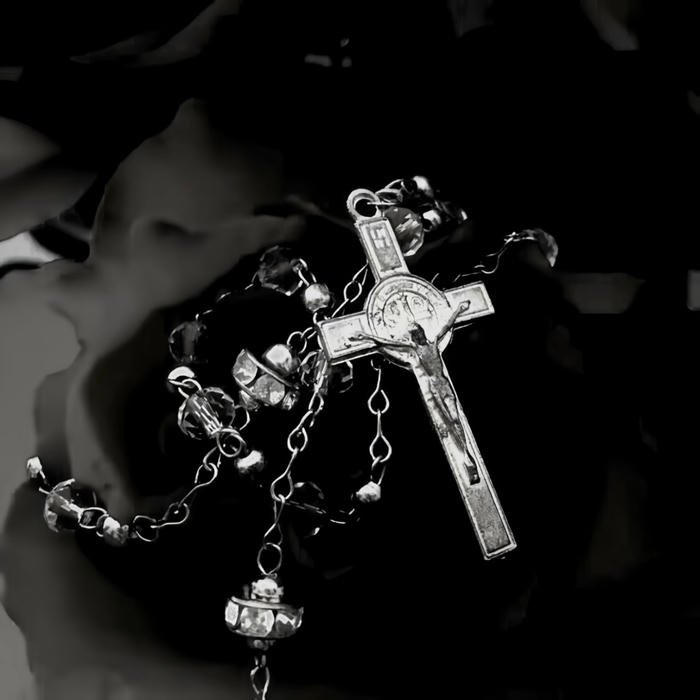 dark aesthetic black pfp with clean style