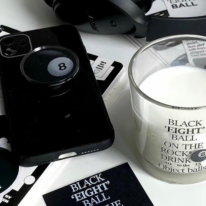 elegant aesthetic black pfp for social media