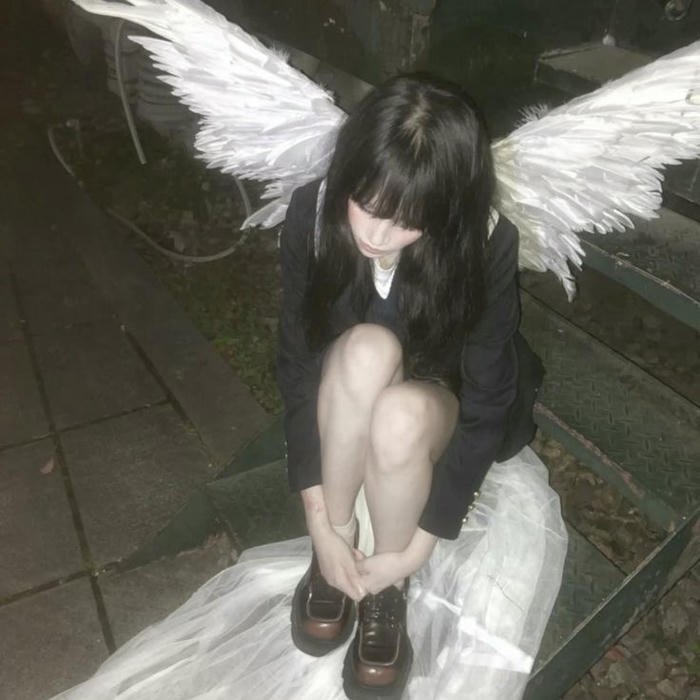 holy calm aesthetic pfp angel style