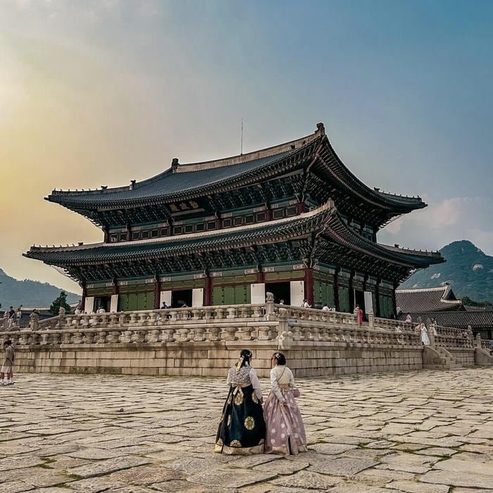 korean aesthetic pfp hanbok soft mood