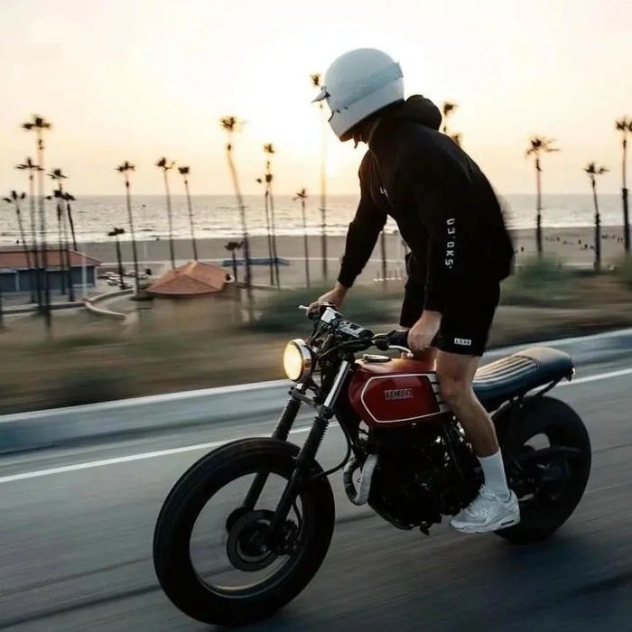 muted tones profile based on soft aesthetic pfp