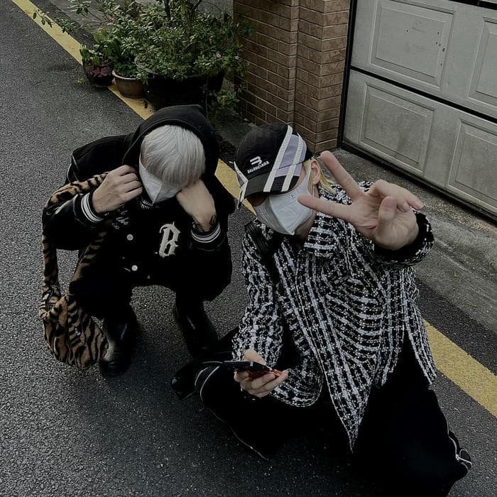 pfp korean aesthetic warm gentle tone