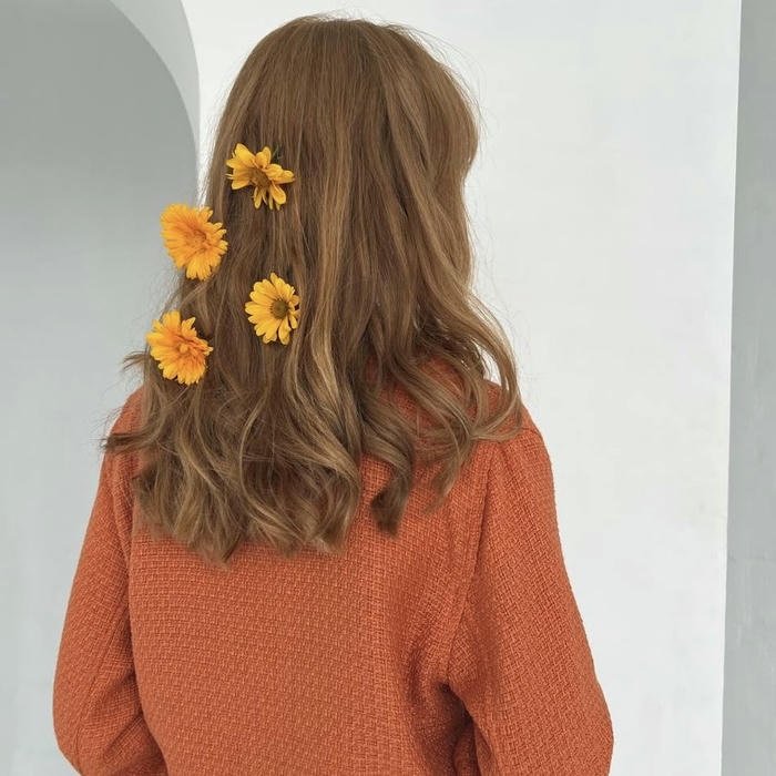 smooth soft pfp orange aesthetic tone