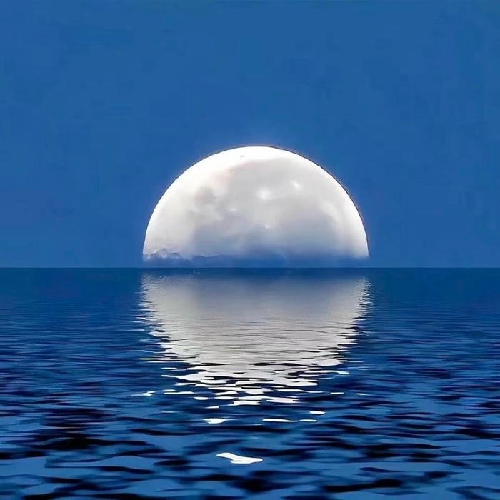 water depth layers creating profile picture effect