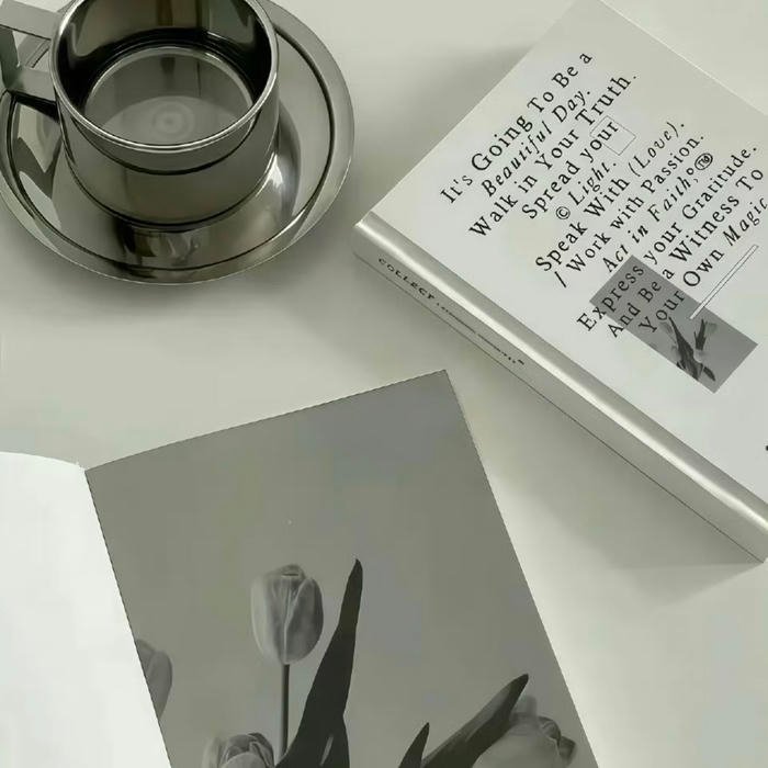 Aesthetic pfp with intimate online presence