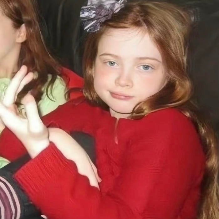 Profile customization inspired by funny aesthetic pfp