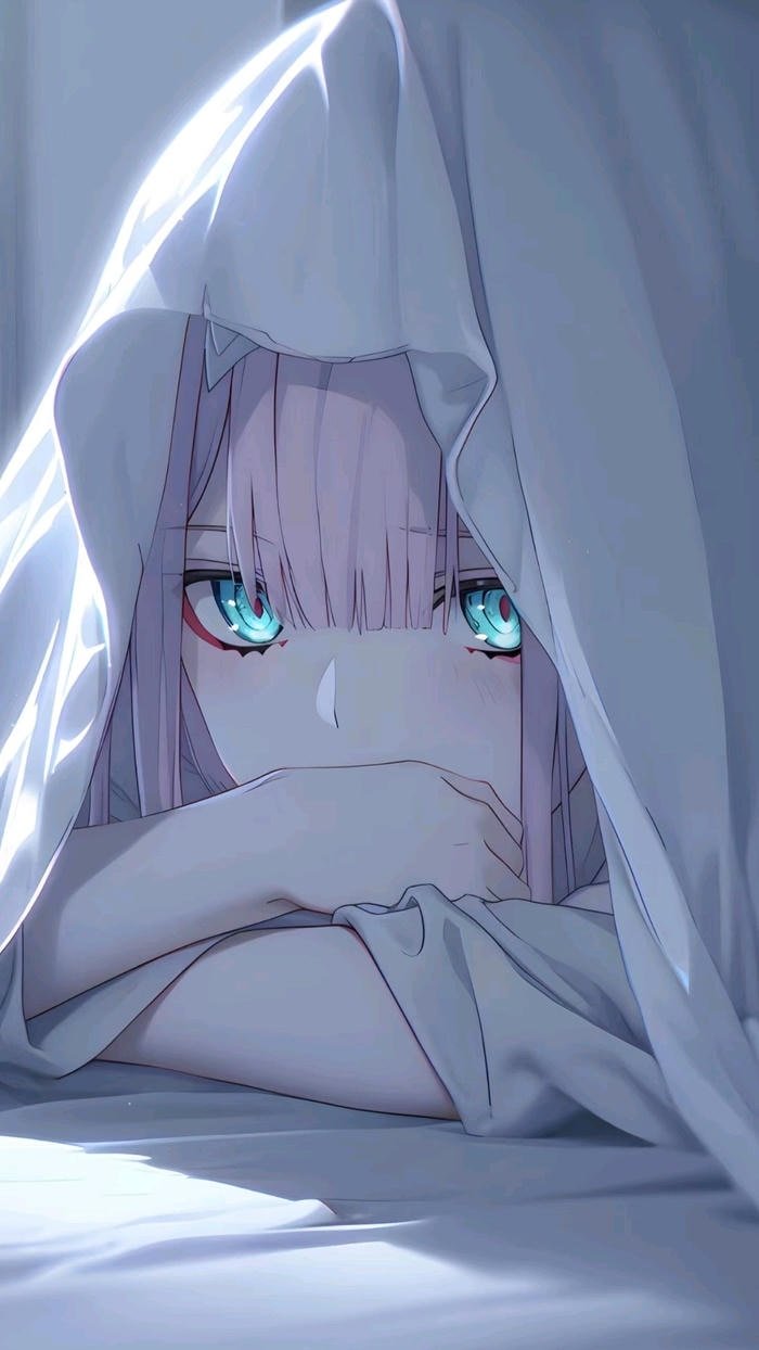 Zero two anime pfp structured around facial symmetry