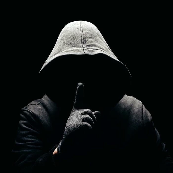 minimal dark avatar for black discord pfp