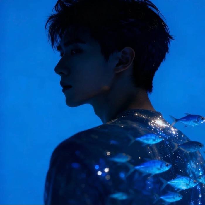 modern minimal look matches blue discord pfp