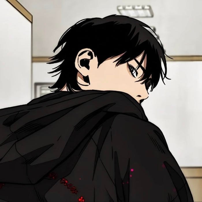 Clean aesthetic pfp for boys with timeless appeal