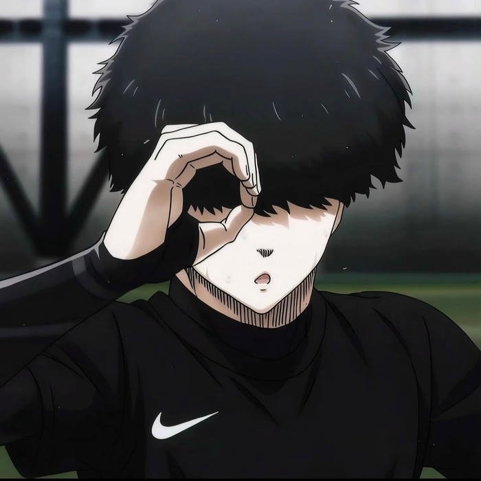 Visually grounded pfp for boys with strong structure