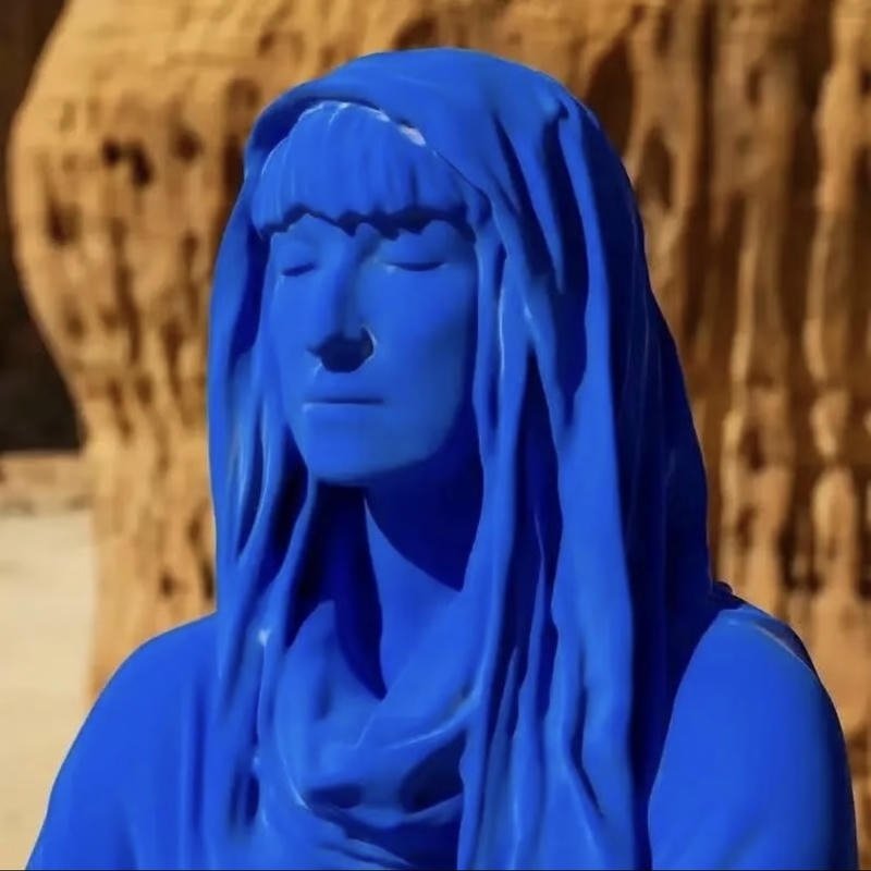 Alien like face illustration icon showing weird pfp concept