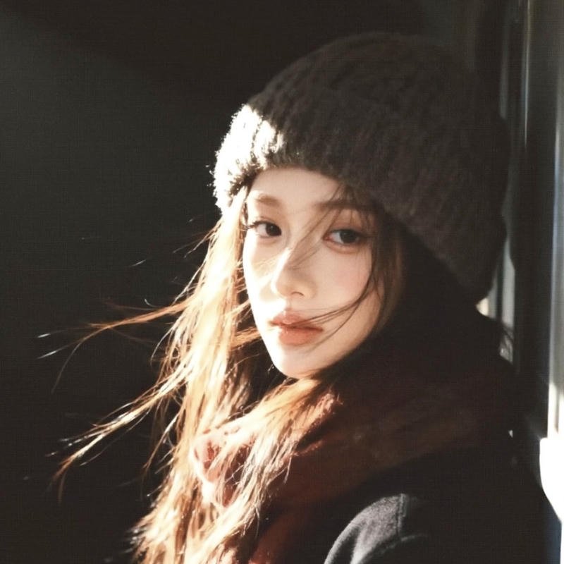 Empty feeling illustrated expression sad pfp aesthetic