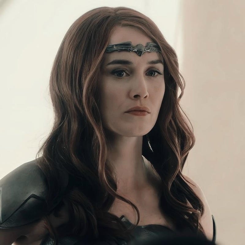 Epic superhero queen icon displayed Queen Maeve pfp