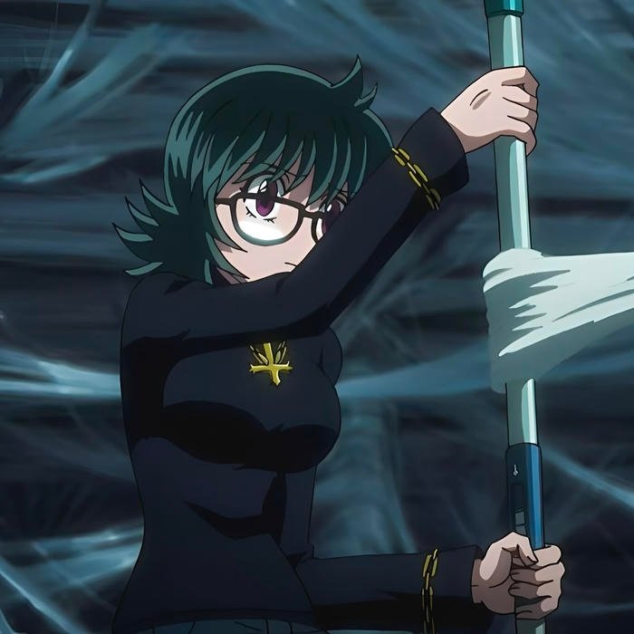 Graceful pose centered within Shizuku pfp