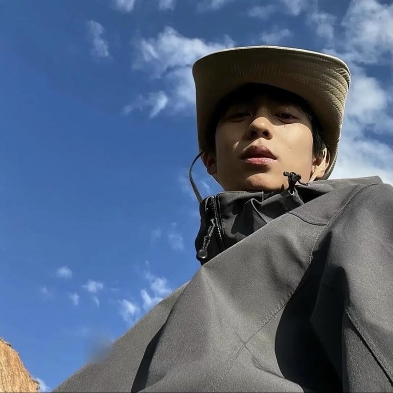 High quality pfp with sharp details and vibrant colors