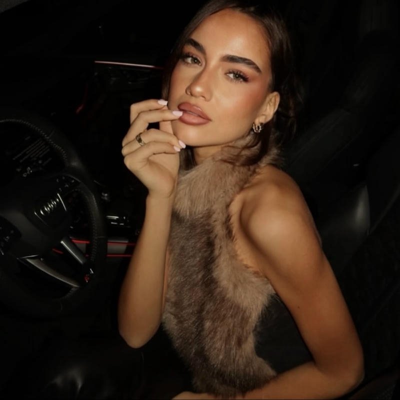 Modern high quality pfp with excellent clarity