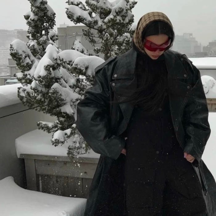 Shimmering aura glow surrounding standout drippy pfp