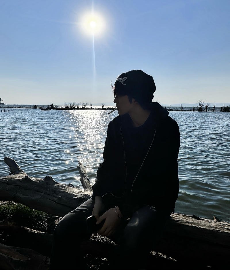 Trendy internet avatar concept perfect cool pfp for boys