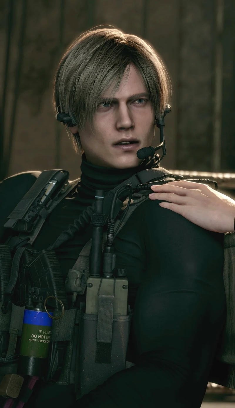 Young Leon Kennedy RE2 Pfp rookie style for nostalgic avatar